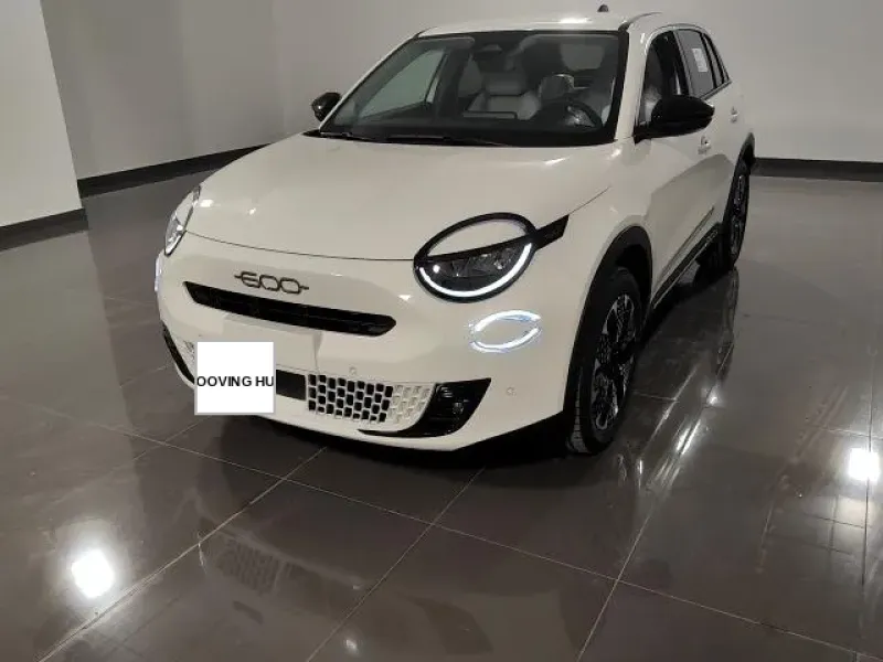 600