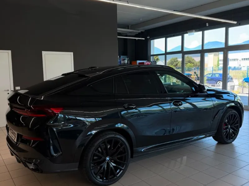 X6 
